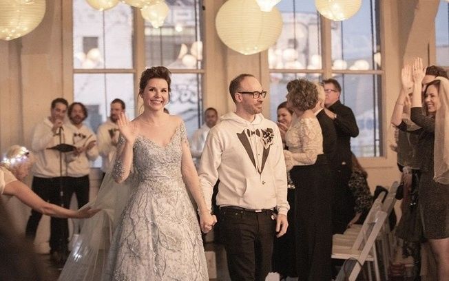 Vestido da noiva inspirado na personagem Elza do filme Frozen