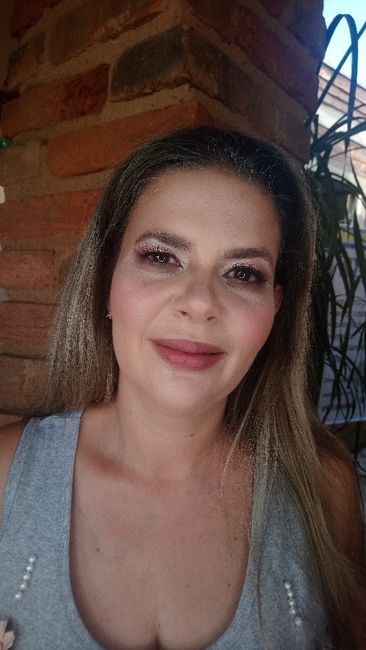 Encontro de noivas, ganhei uma maquiagem profissional 3