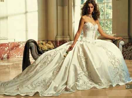 Um belissímo vestido de noiva!