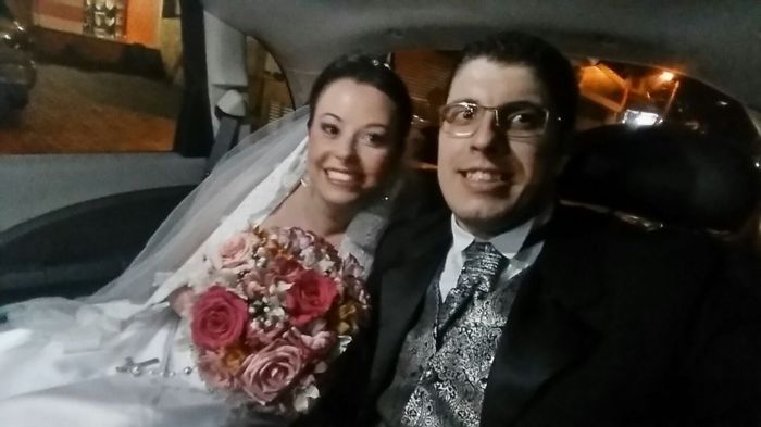 Já casados, indo para a festa