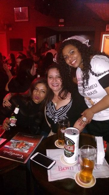 Muitas convidadas