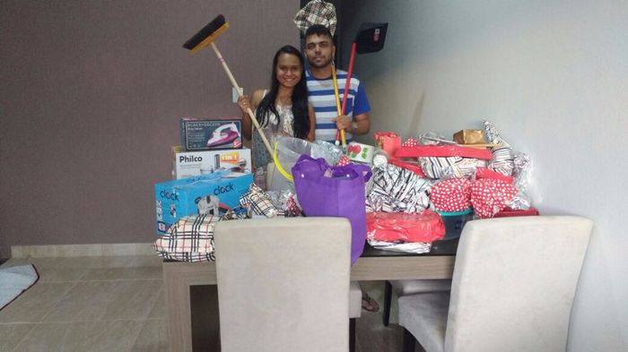 Abrimos os presentes na nossa casa!