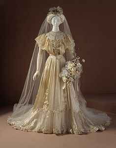 Vestidos de noiva de décadas passadas (1900 a 1990): 1900 - 2