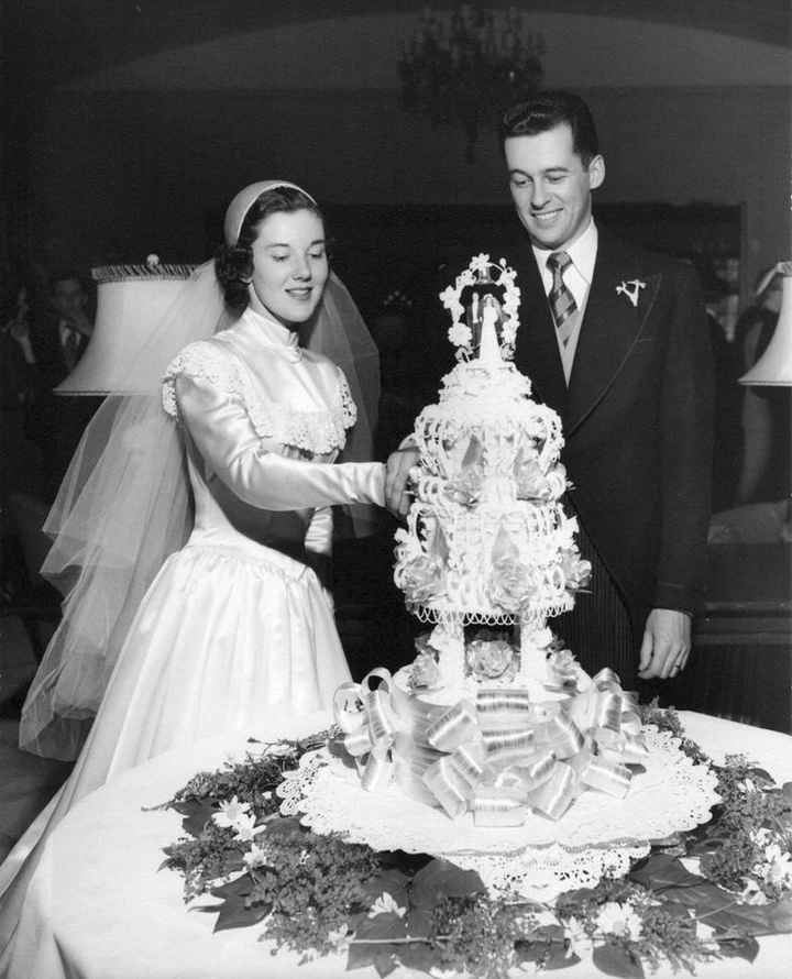 Vestidos de noiva de décadas passadas (1900 a 1990): Década 50- 1950 - 2