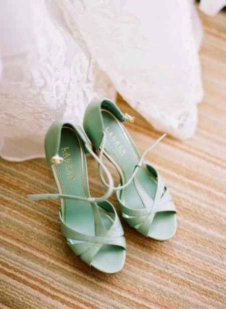  Eu nunca, nunca usaria estes sapatos