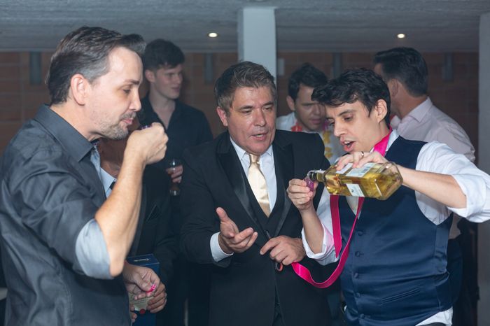 Passamos a gravata no dia C 2