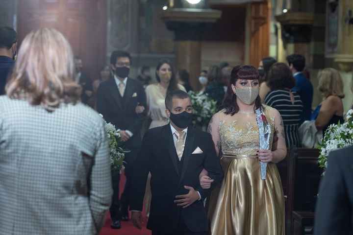 a Entrada dos padrinhos e das madrinhas na cerimônia - Nosso Casamento B&r - 8
