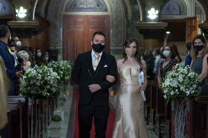 a Entrada dos padrinhos e das madrinhas na cerimônia - Nosso Casamento B&r - 10