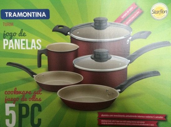 Jogo de panelas 5 peças (Presente de um casal de padrinhos meus)