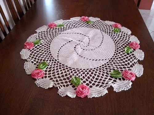 Centro de mesa - Presente da amiga da minha sobrinha (esta não é minha mesa.rs)