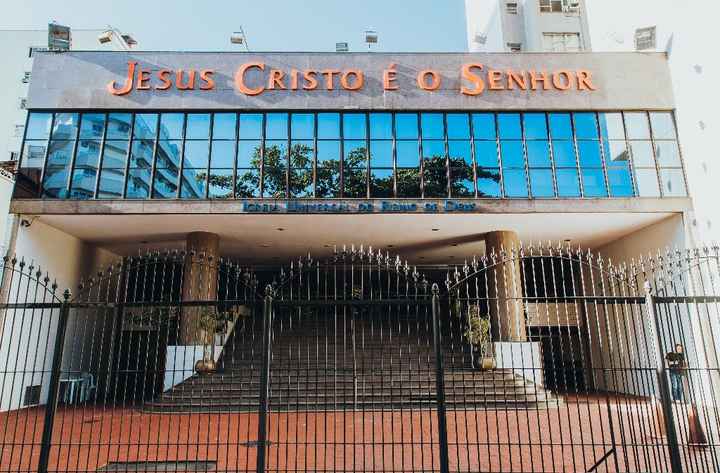 A igreja 