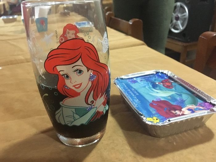 lembrancinhas e meu copo (rs)