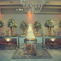 Branco com dourado e folhagens - 1
