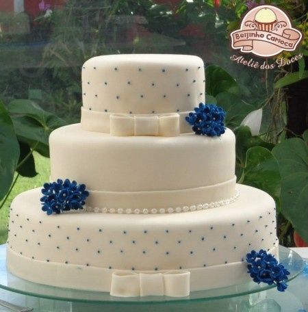 Bolo azul