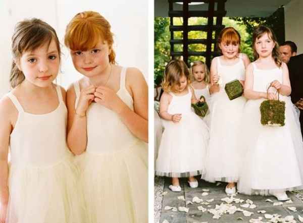 Damas com bolsinhas/cestas