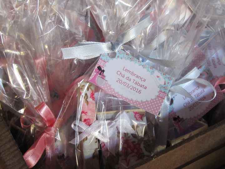 Lembrancinhas caixinha de fosforo e prendedor personalizado
