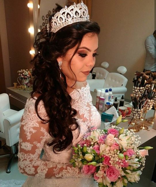 Esse vestido com este penteado? - 4