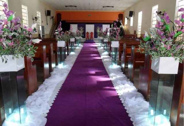 Decoração roxa