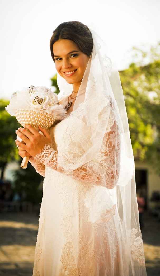 Bruna Marquezine de noiva