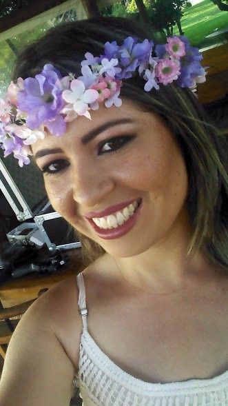 Noivinha feliz...