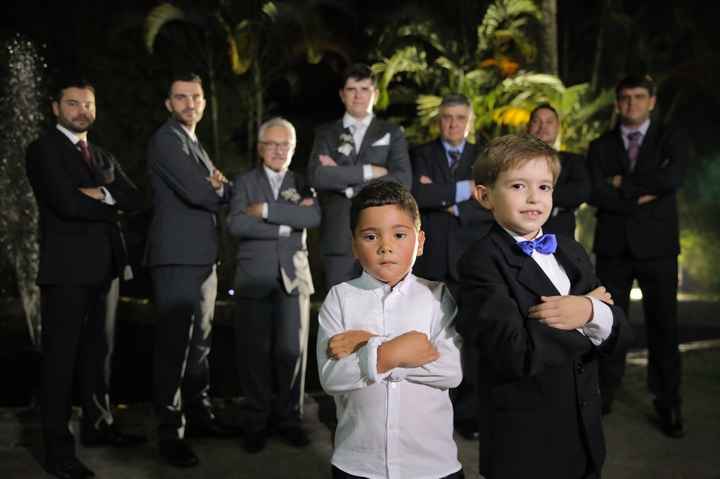 Meu pajem lindo com os padrinhos