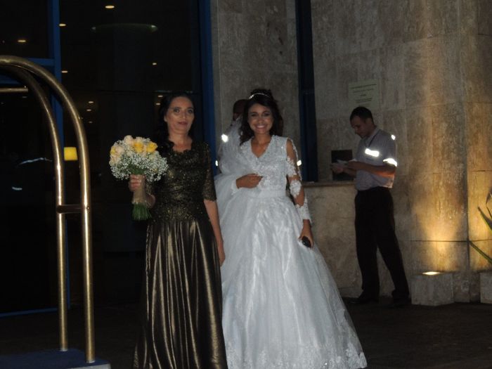 SAINDO DO HOTEL.