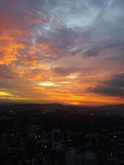 Pôr do Sol - KL Tower