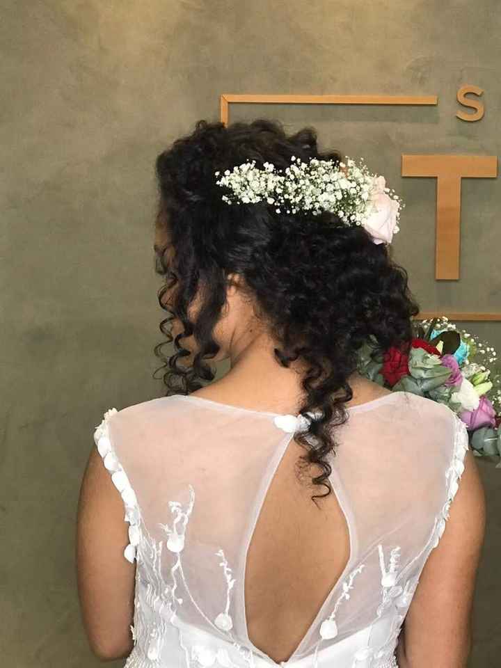 Fiz meu penteado - cabelo cacheado - de casamento - 1