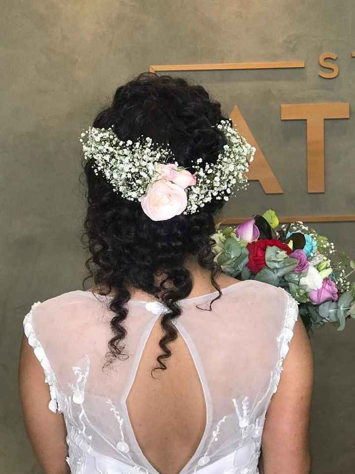 Fiz meu penteado - cabelo cacheado - de casamento - 2