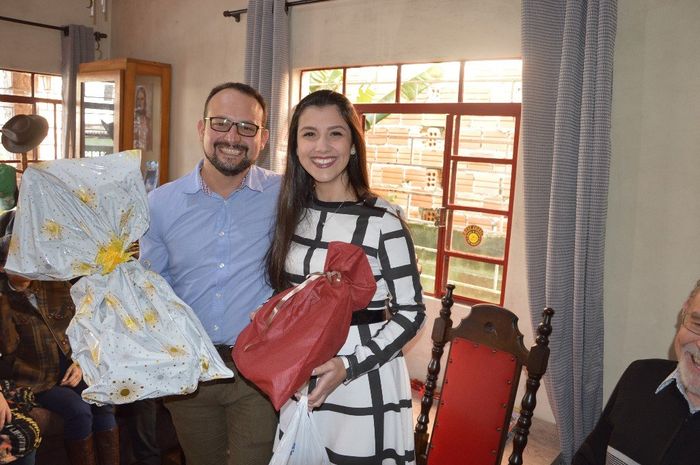 Ganhamos presente! E eu não esperava ganhar, mesmo. Nem passou pela minha cabeça!