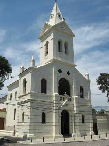 Local aberto com capela - 4