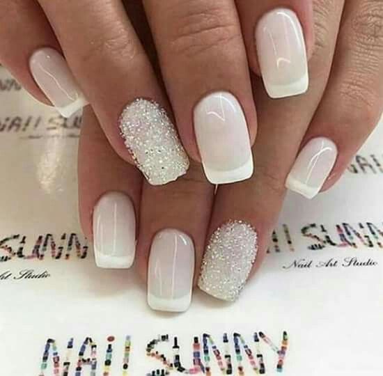 Inspirações de unhas decoradas para noivas💅 28