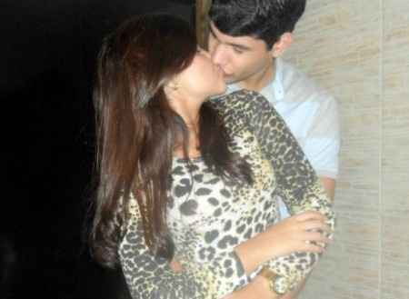 Amor .