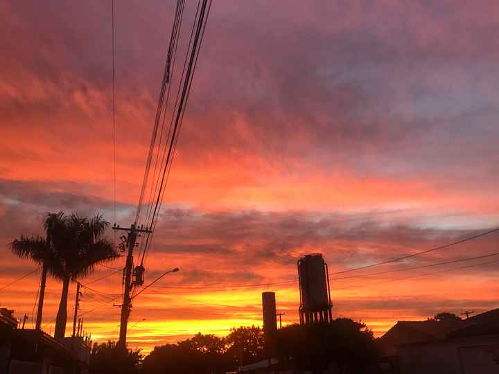 Pôr do Sol diferente! #vemver 😍🌄 - 2