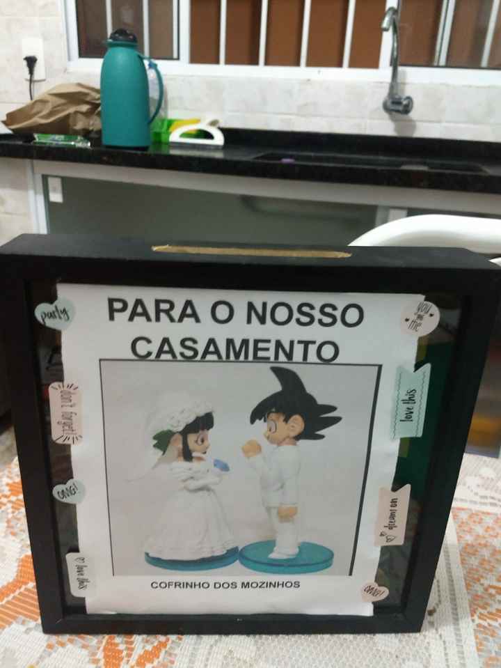 Cofrinho dos mozinhos (obs: ele adora Dragoon Ball)