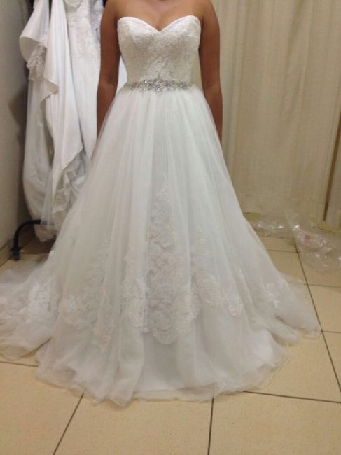 Vestido qual escolher? - 2