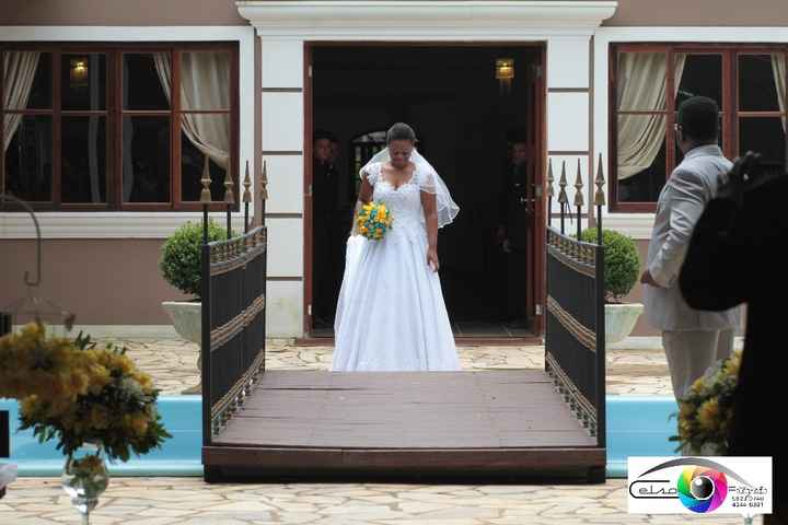 Entrando...