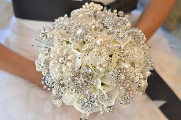 Bouquet de Broches
