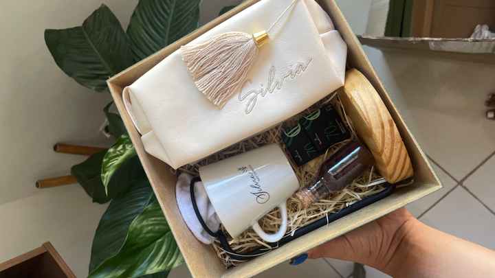 Qual tamanho vcs acham que deveriam ser a caixa convite dos padrinhos e madrinhas? - 3
