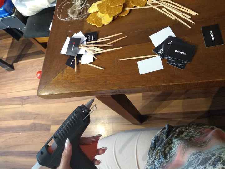tags das comidas, cordão de coração.. diy