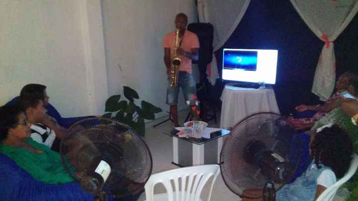 Meu irmão lindo no sax