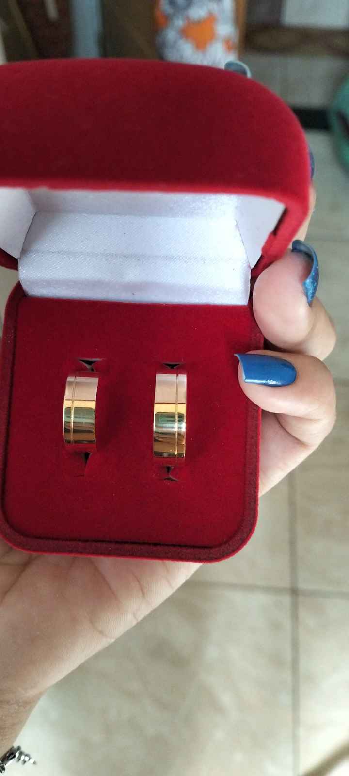 Compramos as alianças 😍 - 2
