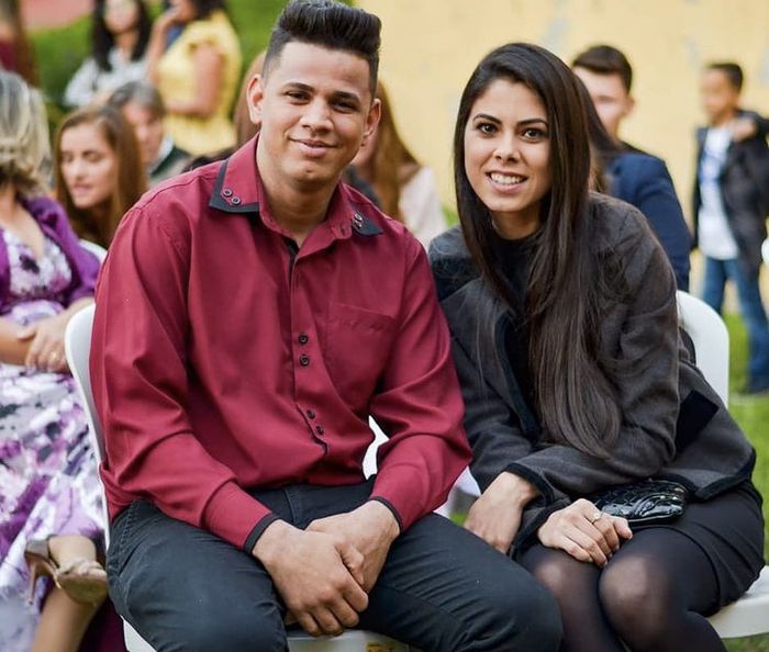 Qual a primeira foto de casal que postou nas redes sociais? 12
