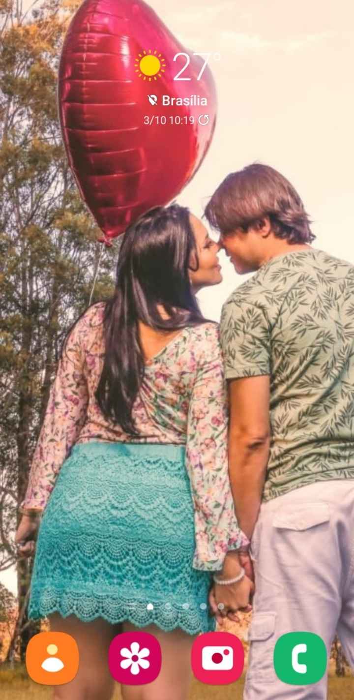 📸 Poste um print de tela do seu celular que tenha como fundo uma foto sua e do seu amor - 1
