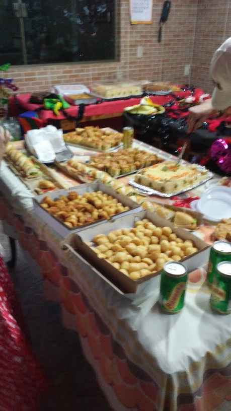 Nossa mesa de salgados!