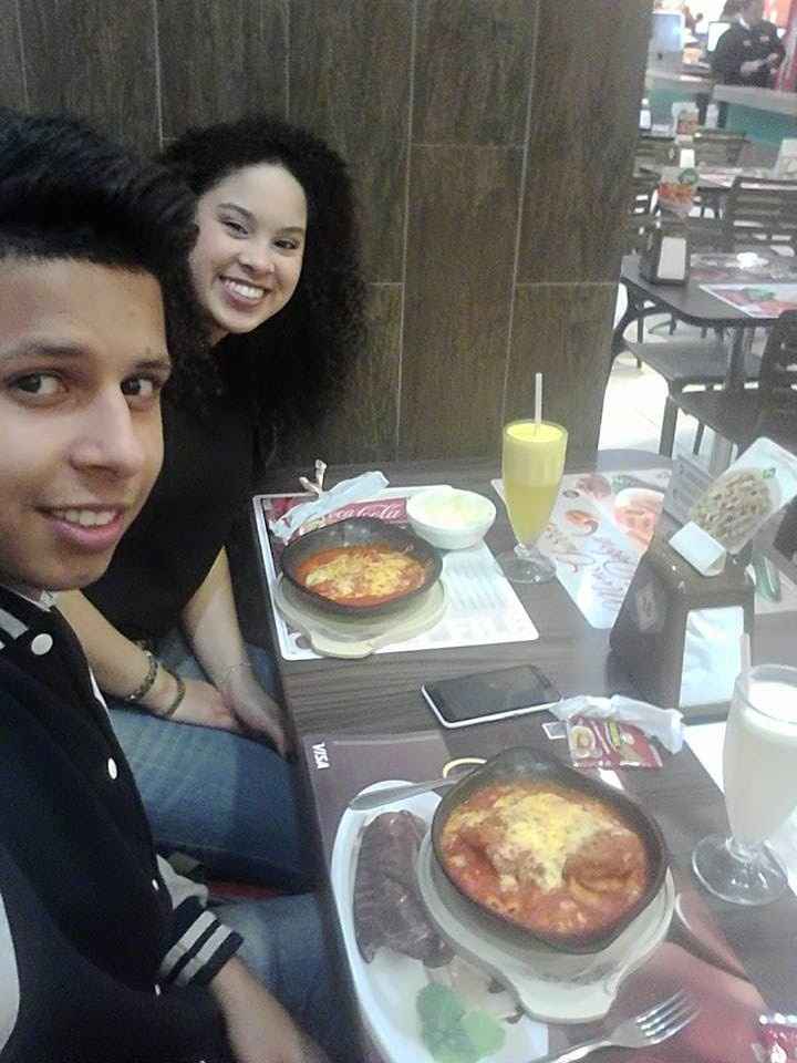 comemoração de 3 anos juntos.