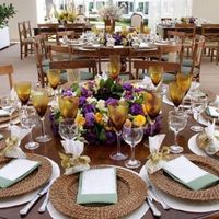 Ornamentação de mesa para convidados