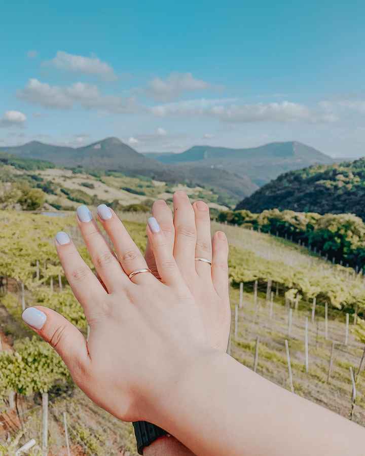 📸 Poste uma foto exibindo o seu anel de noivado ou aliança de casamento - 1