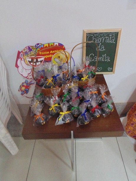 Lembrancinhas e plaquinhas divertidas
