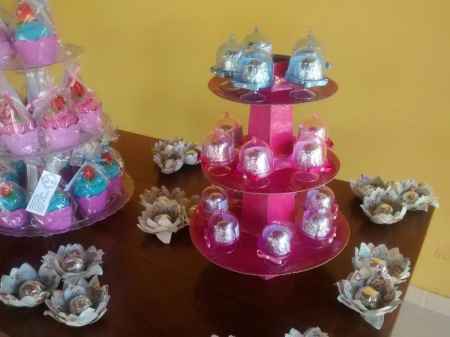 MESA DAS LEMBRANCINHAS